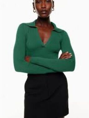 Babaton Forest Green Ribbed V-Neck Sweater970